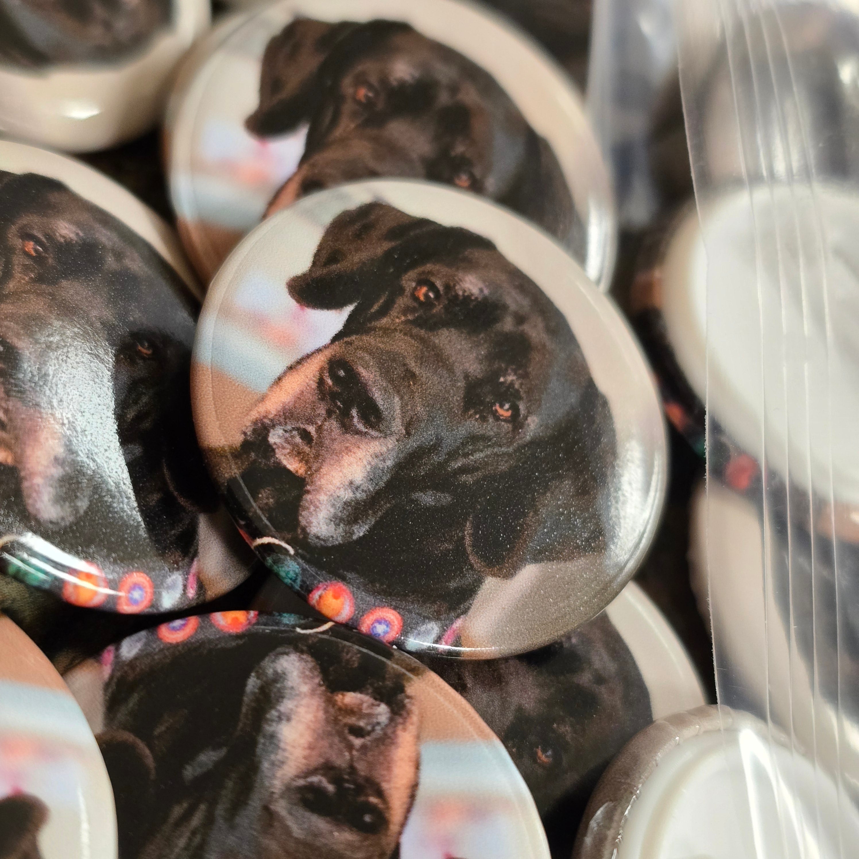 HubCity Slaps – Custom Buttons for Events, Brands & More